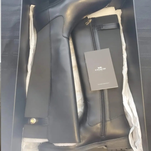 Black Leather Riding Boots - Picture 5 of 6